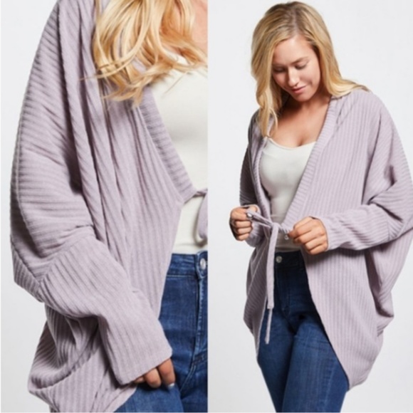 Cocoon Cardigan(only medium left) - Picture 3 of 3